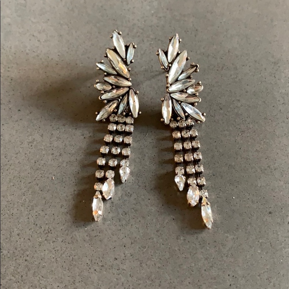 Decorative earrings
